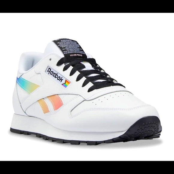 Reebok Shoes - NIB Reebok PRIDE 🌈🌈🌈 sneaker🌈🌈🌈